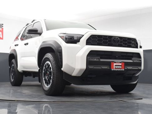 Used 2025 Toyota 4Runner TRD Off-Road AWD/4WD image 33