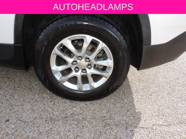 Used 2021 Chevrolet Traverse LT FWD image 11