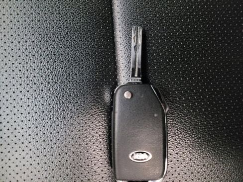 Used 2022 Kia Sportage Nightfall Edition image 32