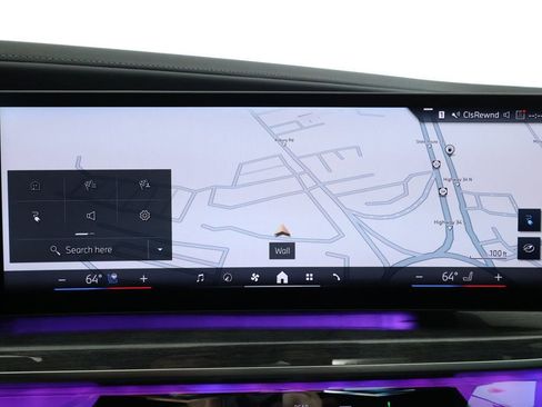 Used 2024 BMW i7 eDrive50 image 17