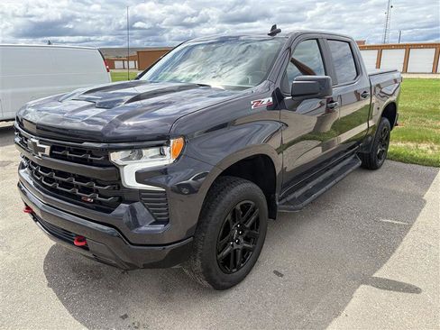 Used 2023 Chevrolet Silverado 1500 LT Trail Boss w/ Protection Package image 1