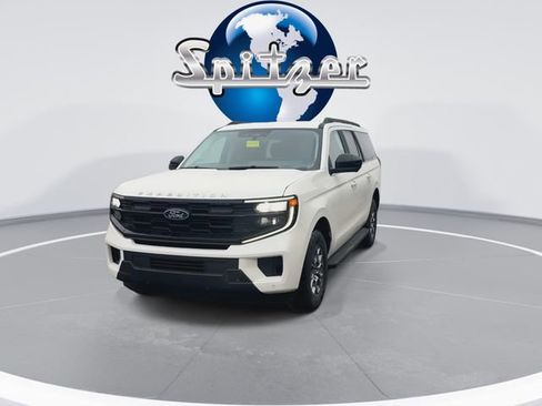 New 2025 Ford Expedition Max Active image 4