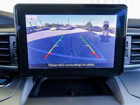 Used 2023 Ford Explorer XLT w/ Equipment Group 202A image 7