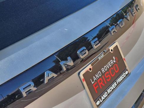 Used 2024 Land Rover Range Rover SE AWD/4WD image 12
