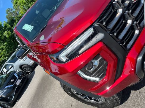 Used 2023 GMC Canyon AT4X w/ Edition 1 AWD/4WD image 36