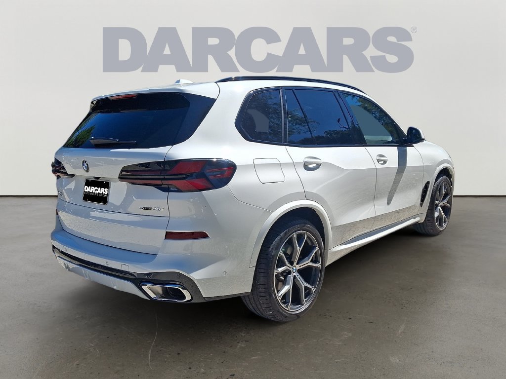 Used 2026 BMW X5 xDrive40i w/ M Sport Package AWD/4WD image 6