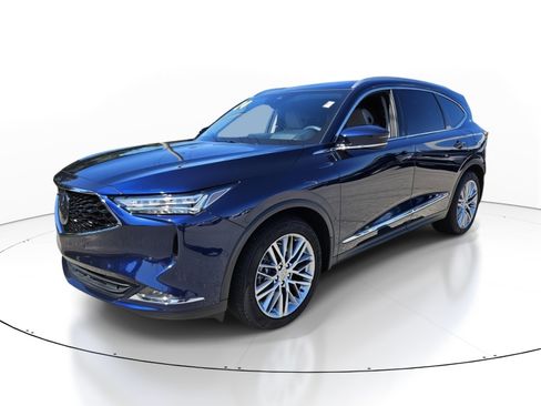 Used 2024 Acura MDX SH-AWD w/ Advance Package image 3