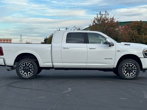 New 2026 RAM 2500 Limited image 2