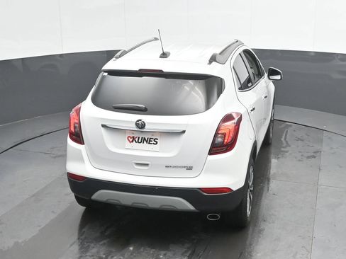 Used 2022 Buick Encore Preferred w/ Safety Package AWD/4WD image 31
