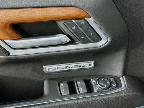 Used 2022 GMC Sierra 1500 Denali image 19