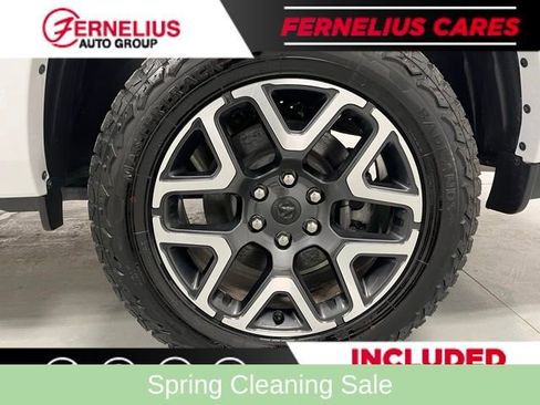 Used 2025 RAM 1500 Laramie w/ Sport Appearance Package AWD/4WD image 44