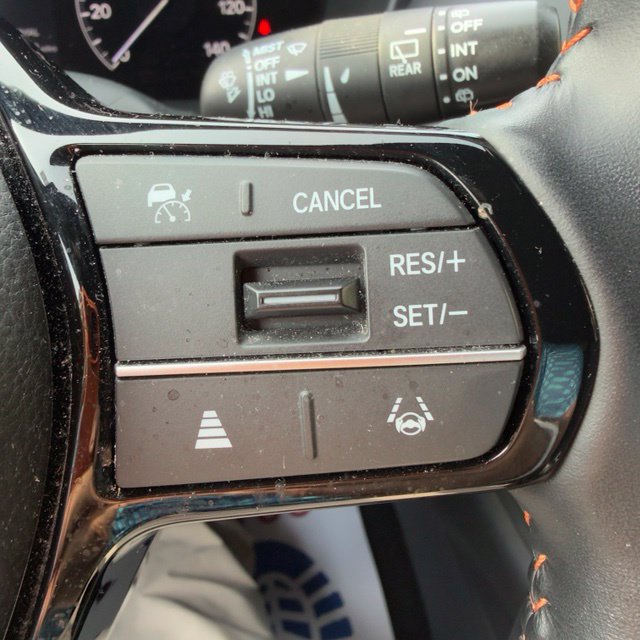 Used 2025 Honda HR-V Sport image 24