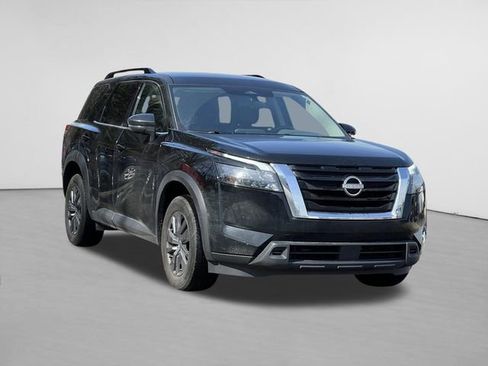 Used 2024 Nissan Pathfinder SV AWD/4WD image 1