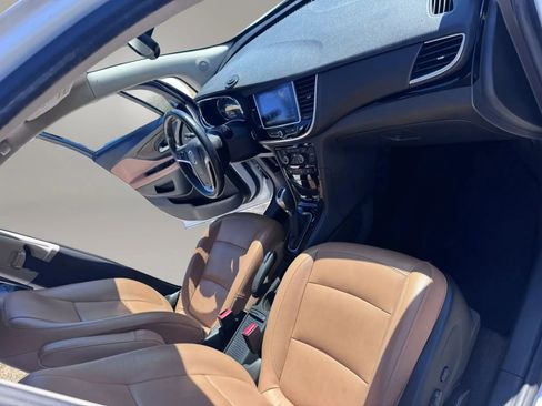 Used 2017 Buick Encore Essence FWD image 10