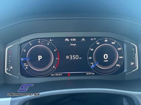 Used 2022 Volkswagen Atlas SE image 29