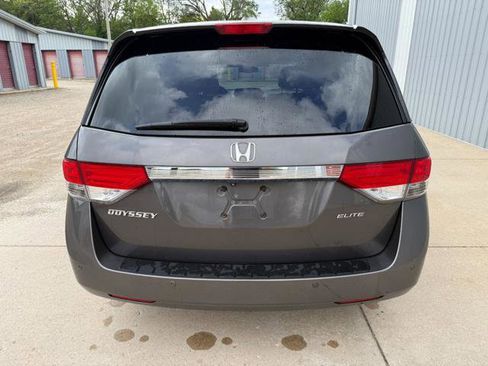 Used 2014 Honda Odyssey Touring Elite image 12