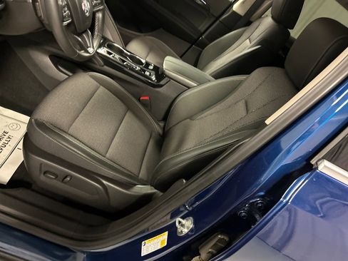 Used 2022 Buick Envision Preferred image 12