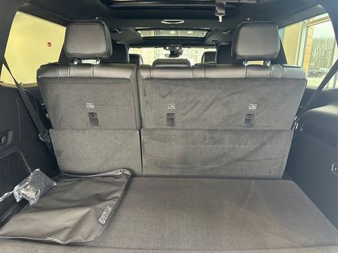 New 2026 Jeep Grand Wagoneer Limited image 25