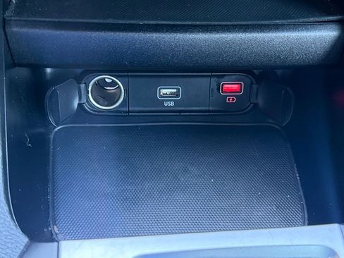 Used 2024 Kia Forte LXS image 29