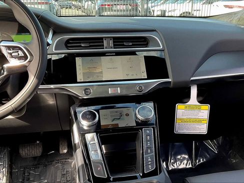 New 2024 Jaguar I-PACE R-Dynamic HSE image 9