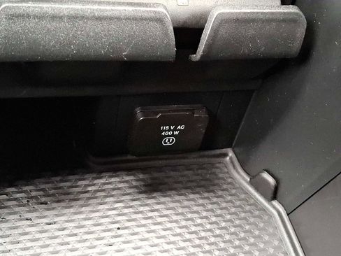 Used 2022 RAM 1500 Big Horn image 24