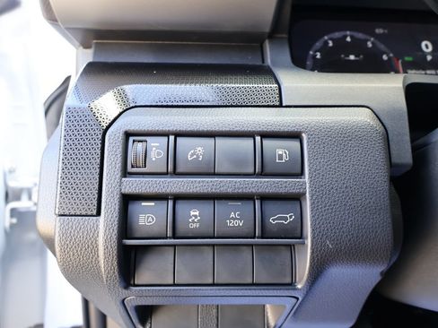 Used 2026 Toyota 4Runner Limited AWD/4WD image 12