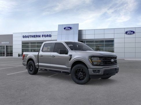 New 2026 Ford F150 XLT w/ Equipment Group 302A MID AWD/4WD image 8
