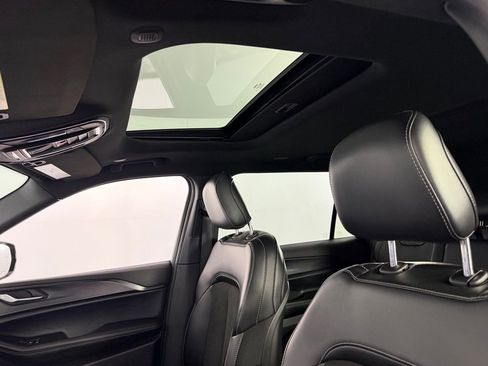 Certified 2025 Jeep Grand Cherokee L Altitude image 23