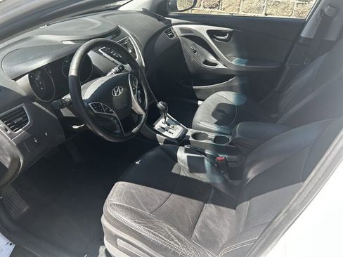 Used 2011 Hyundai Elantra Limited FWD image 28