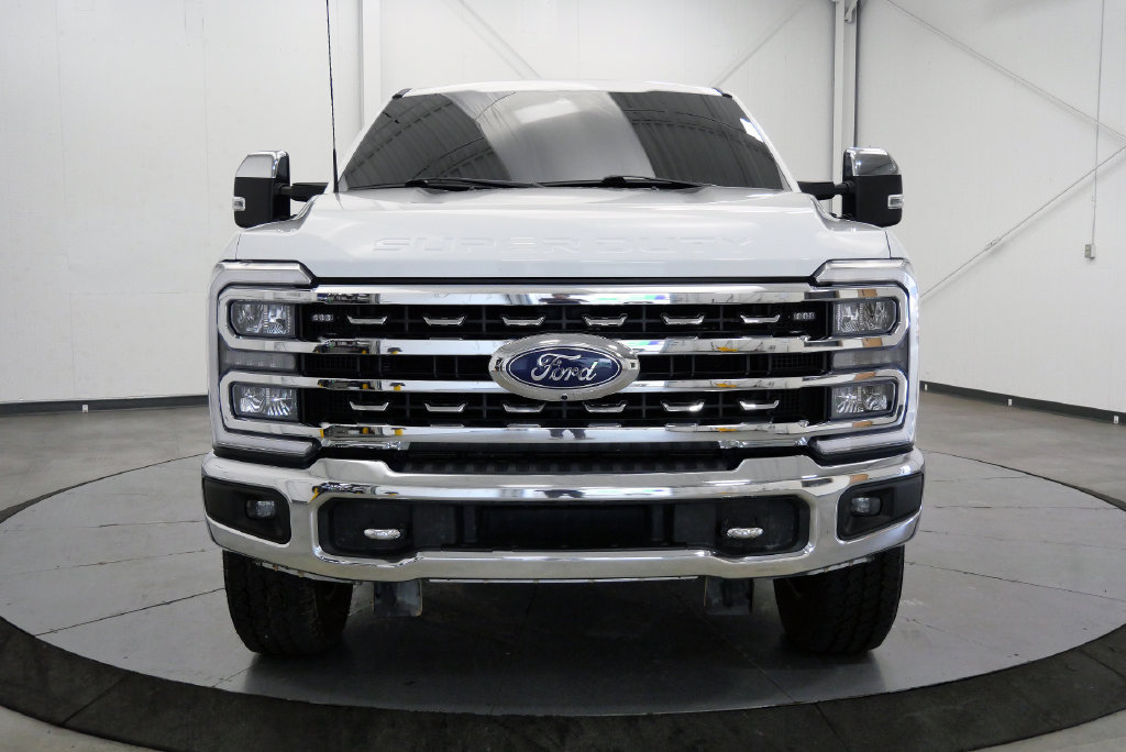 Used 2023 Ford F250 Lariat w/ Chrome Package AWD/4WD image 3
