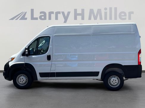 New 2026 RAM ProMaster 1500 w/ Convenience Group FWD image 2