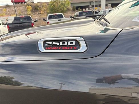 Used 2022 RAM 2500 Big Horn w/ Level A Equipment Group AWD/4WD image 15