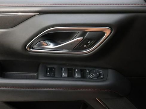 Used 2021 Chevrolet Suburban RST w/ Luxury Package image 25