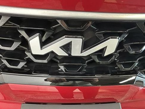 Used 2022 Kia Sorento SX w/ Panoramic Sunroof Package AWD/4WD image 8