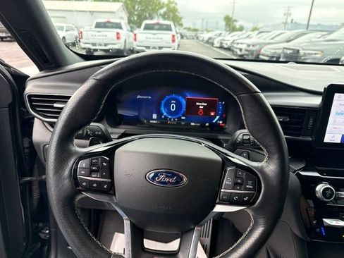 Used 2022 Ford Explorer ST w/ Equipment Group 401A AWD/4WD image 14