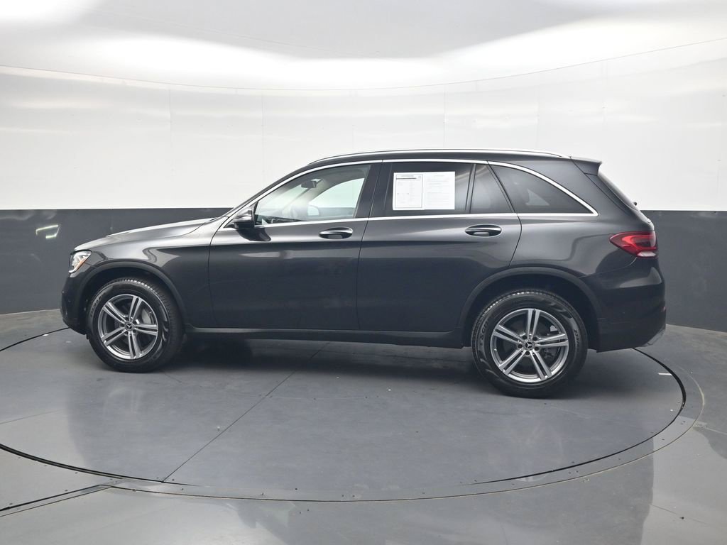 Used 2022 Mercedes-Benz GLC 300 4MATIC w/ Driver Assistance Package image 10