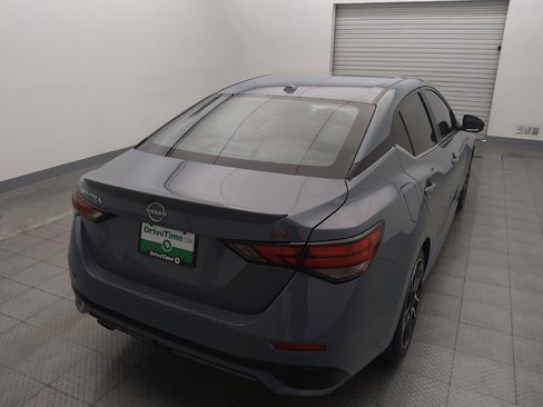 Used 2024 Nissan Sentra SR FWD image 7