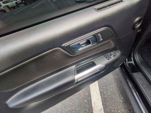 Used 2017 Ford Mustang GT w/ GT Performance Package image 15