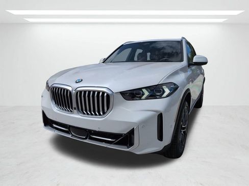 New 2026 BMW X5 sDrive40i w/ Climate Comfort Package image 8