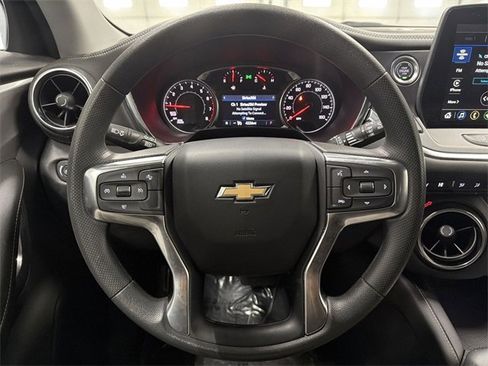New 2025 Chevrolet Blazer LT w/ Midnight/Sport Edition image 30