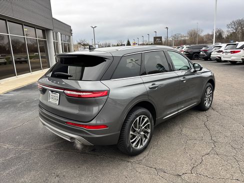 Used 2022 Lincoln Corsair FWD image 7