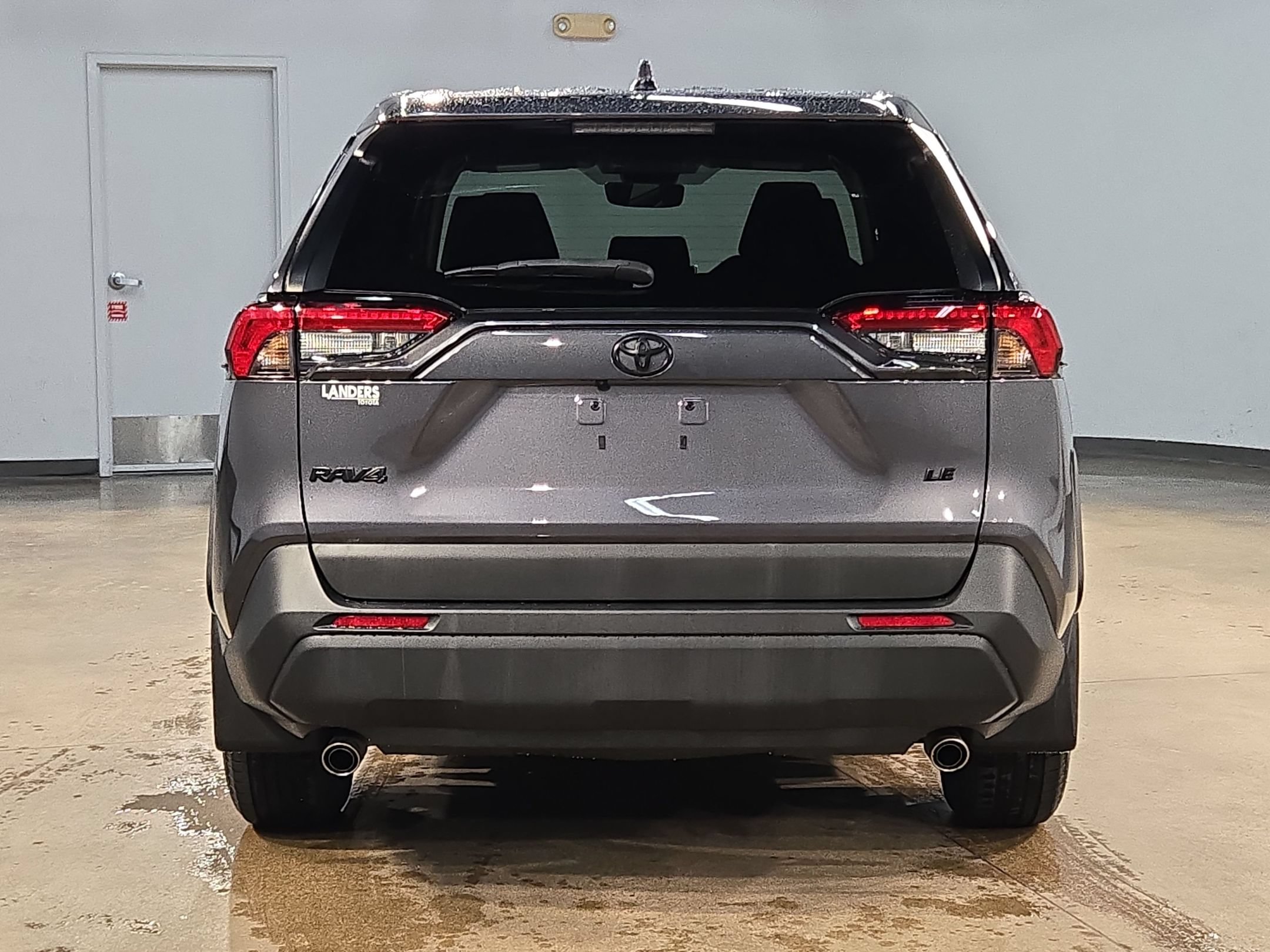 Used 2023 Toyota RAV4 LE FWD image 6