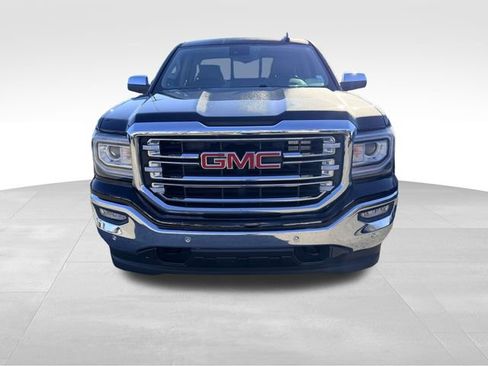 Used 2018 GMC Sierra 1500 SLT w/ SLT Premium Package image 2