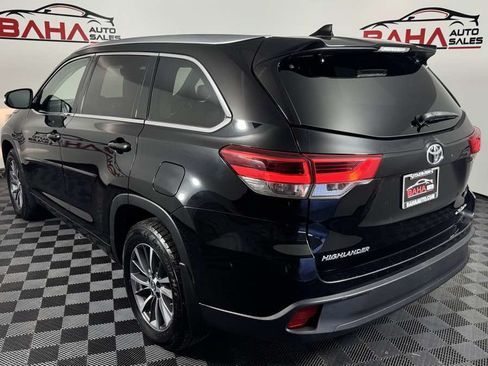Used 2018 Toyota Highlander XLE AWD/4WD image 6