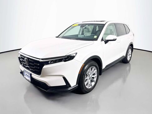 Used 2023 Honda CR-V EX image 3