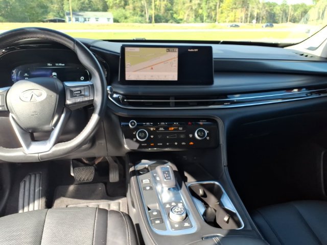 Used 2024 INFINITI QX60 Luxe w/ Vision Package FWD image 12