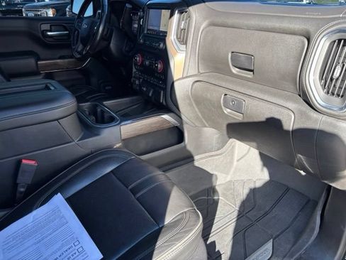 Used 2019 Chevrolet Silverado 1500 High Country AWD/4WD image 24