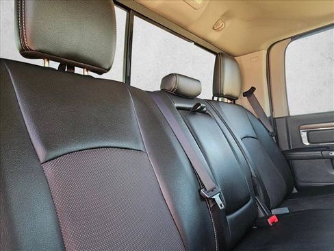 Used 2014 RAM 1500 Laramie w/ Convenience Group AWD/4WD image 19