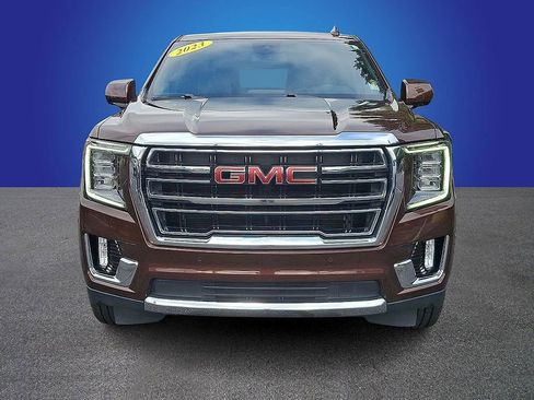 Used 2023 GMC Yukon SLT image 2
