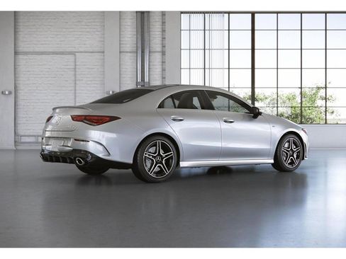 Certified 2022 Mercedes-Benz CLA 35 AMG 4MATIC image 21